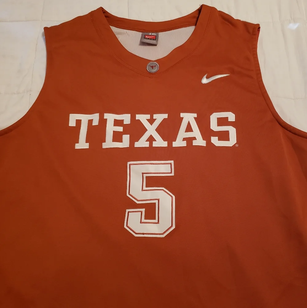 🏀 University of Texas Basketball Jersey🏀 - Picture 2 of 7